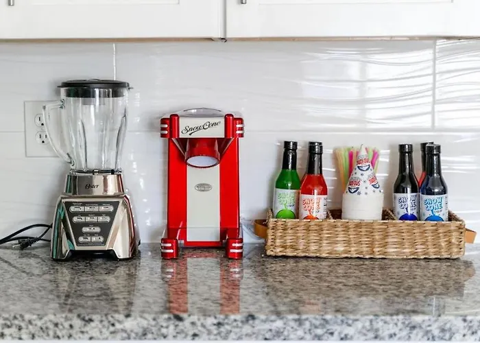 Pink Palms - Bachelorette Dream Pool Bbq